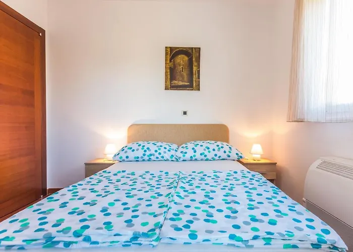 Adriano 2Br Apartment With Terrace